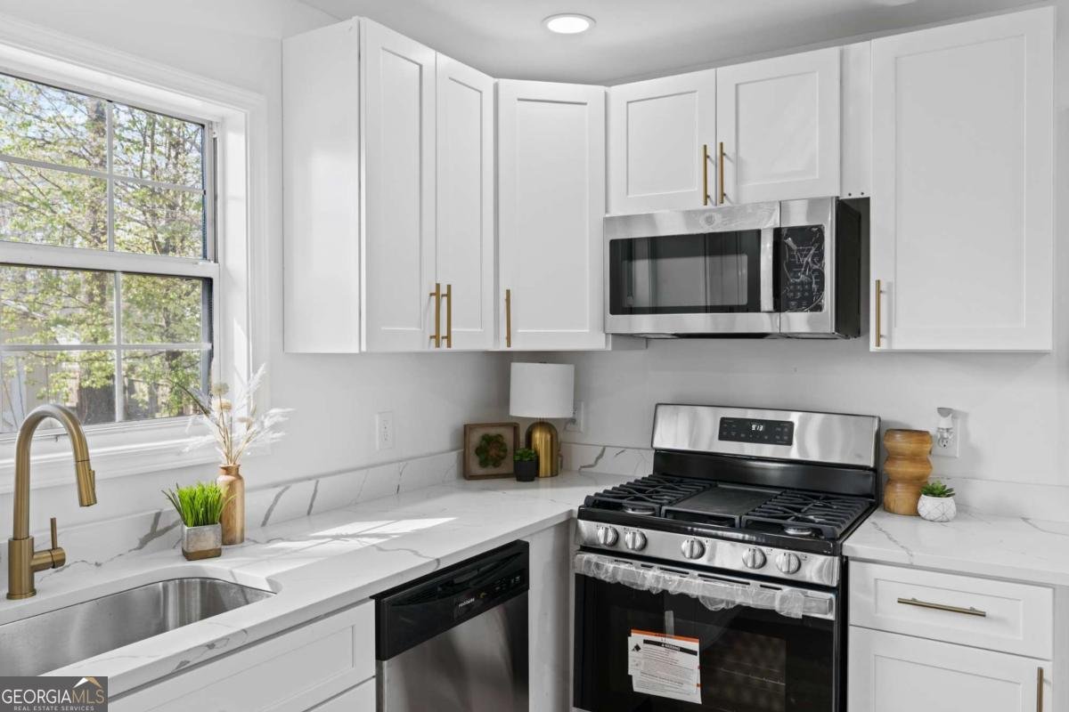 3347 Hobbit Glen Powder Springs - Photo 19