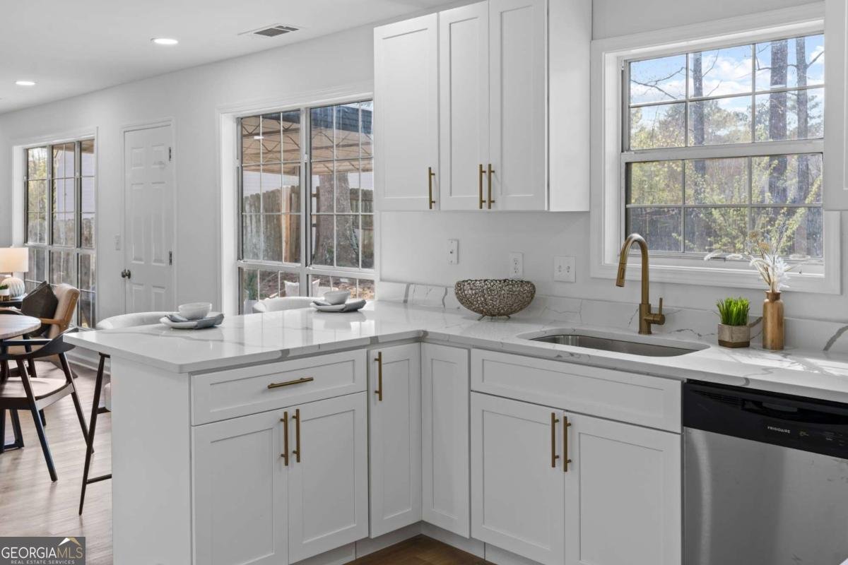 3347 Hobbit Glen Powder Springs - Photo 24