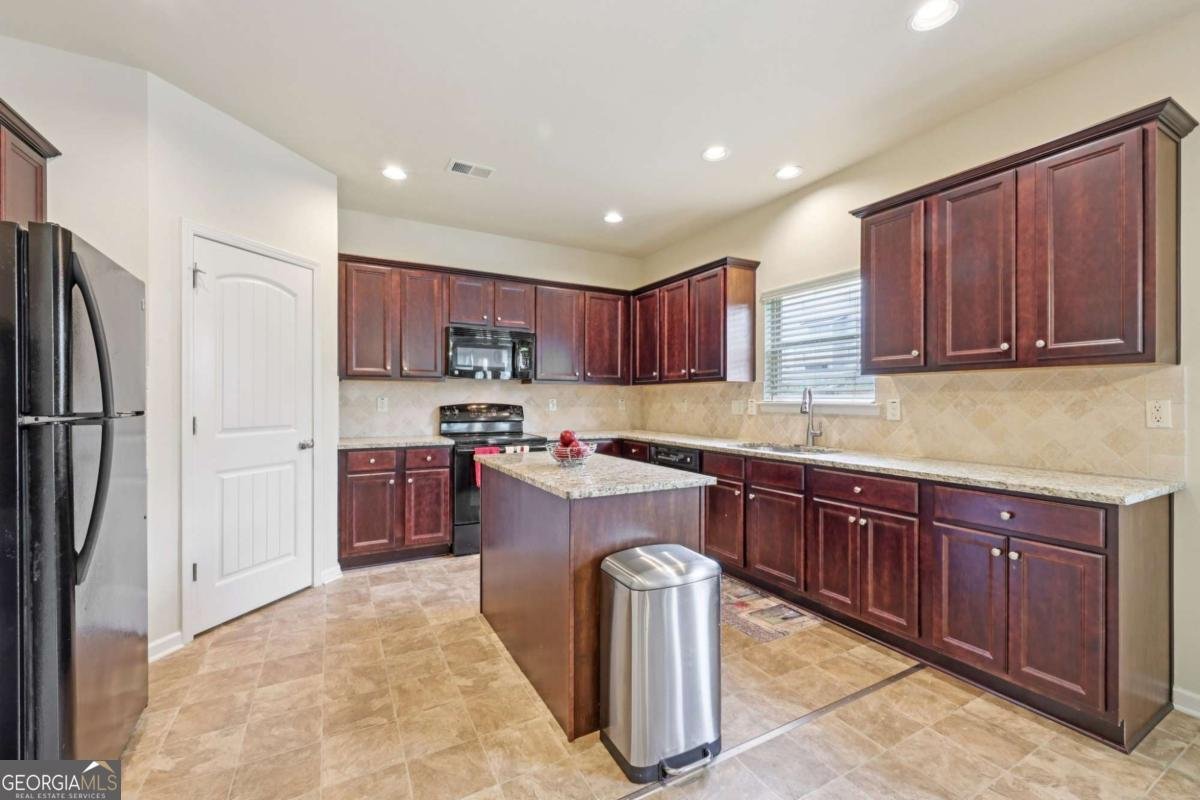 394 Easley Drive Lawrenceville - Photo 11