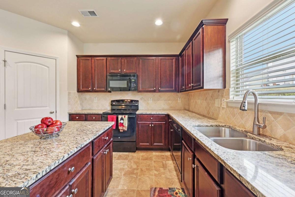 394 Easley Drive Lawrenceville - Photo 12