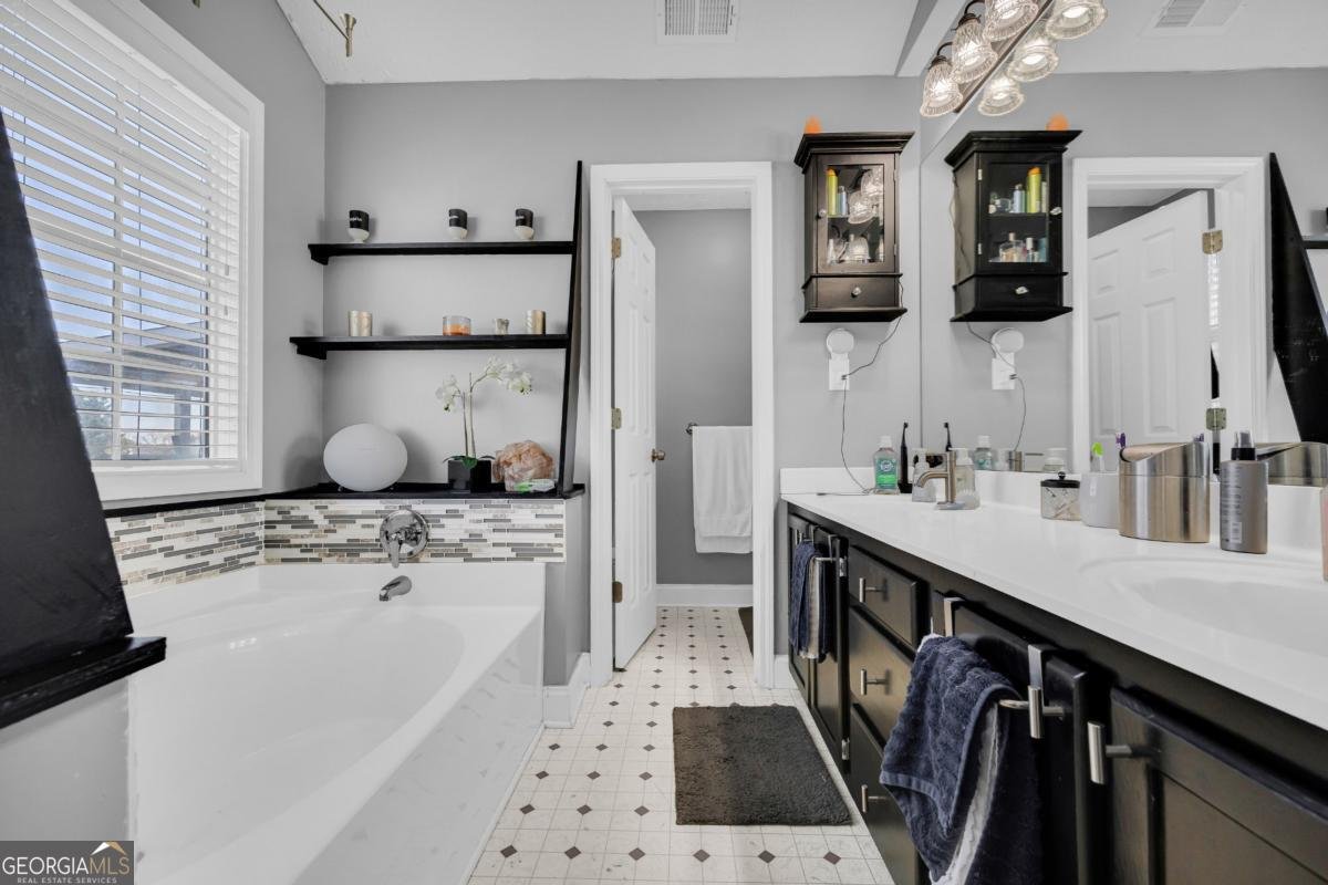 369 Kay Drive Winder - Photo 17