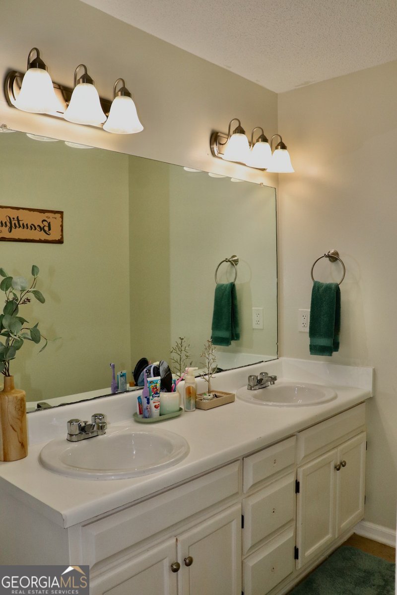 107 Clarksville Court Macon - Photo 27