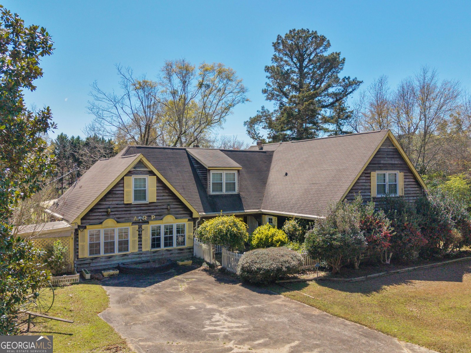 209 Founders Drive Barnesville - Photo 1