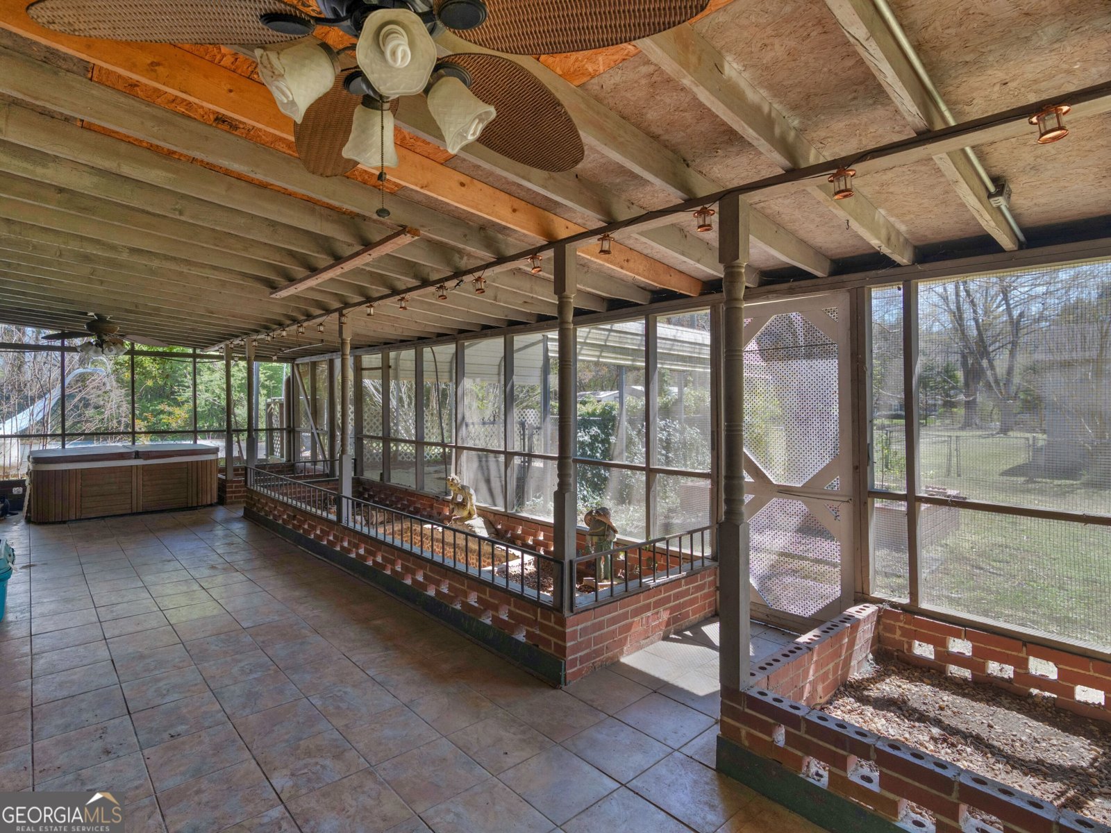 209 Founders Drive Barnesville - Photo 13