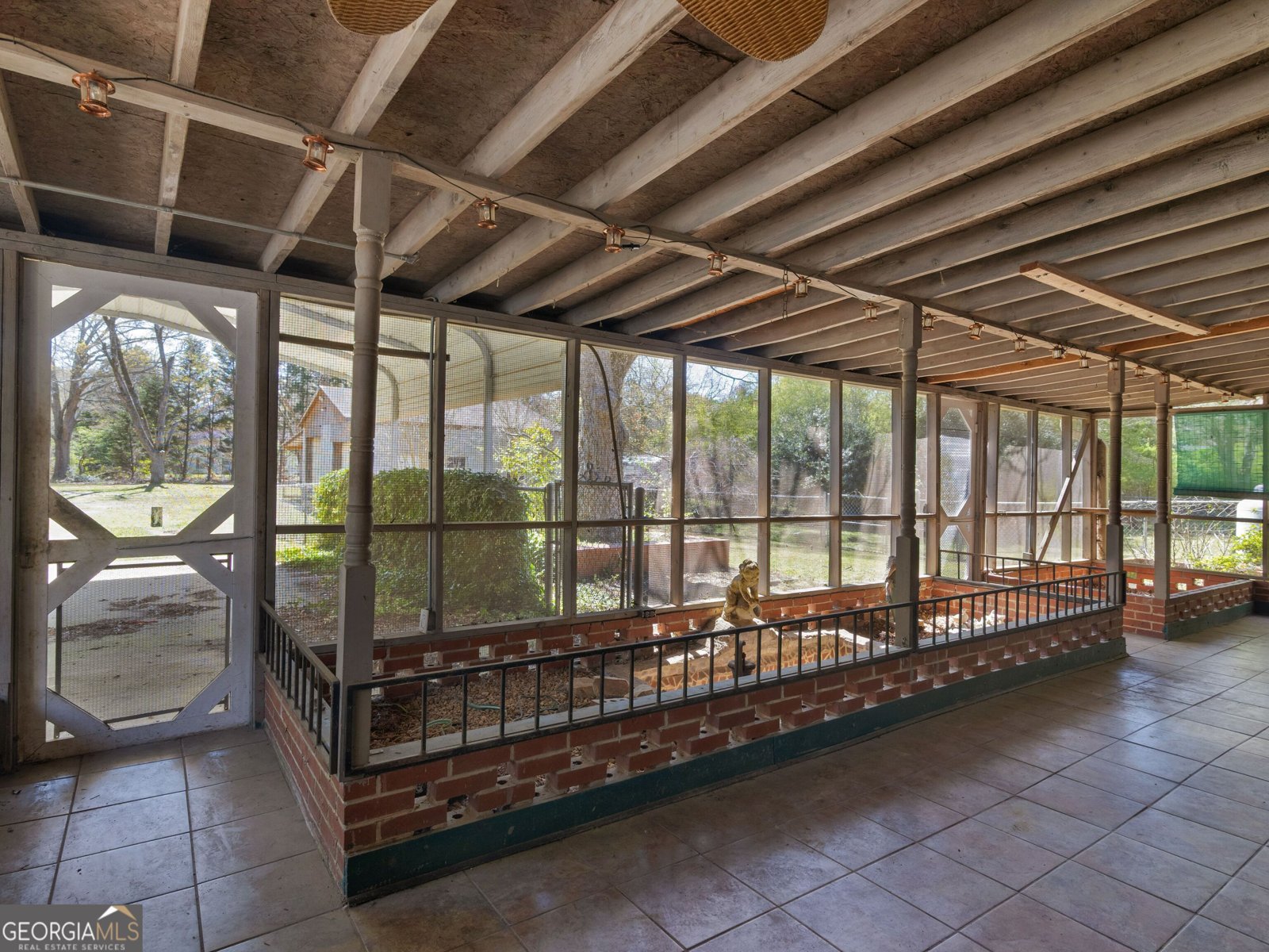 209 Founders Drive Barnesville - Photo 15