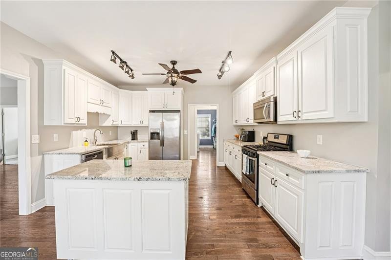 7055 Bannister Road Cumming - Photo 18