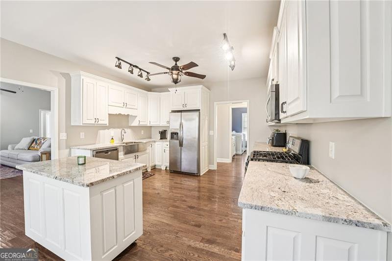 7055 Bannister Road Cumming - Photo 19