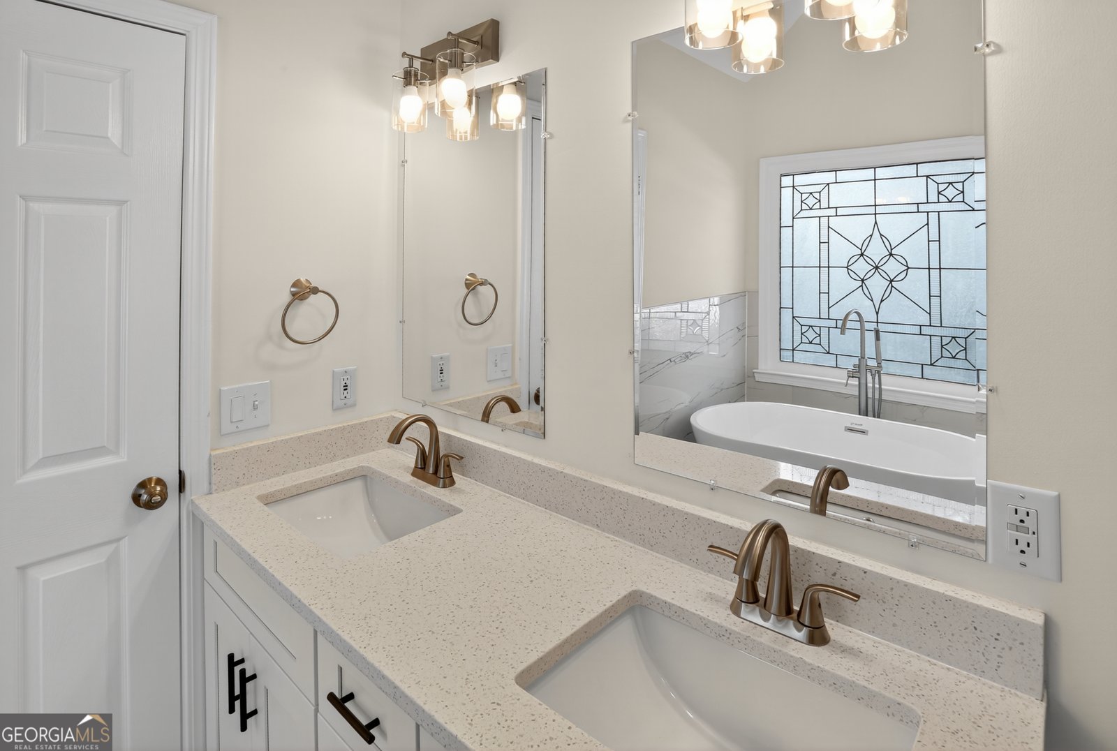 225 Morton Creek Circle Johns Creek - Photo 14