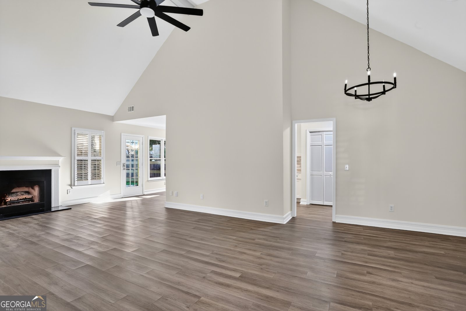 225 Morton Creek Circle Johns Creek - Photo 6