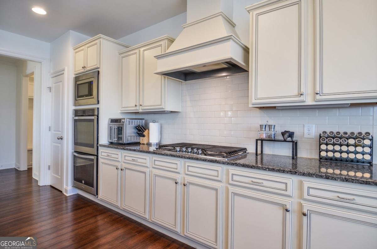 2461 Wildlife Court Buford - Photo 16