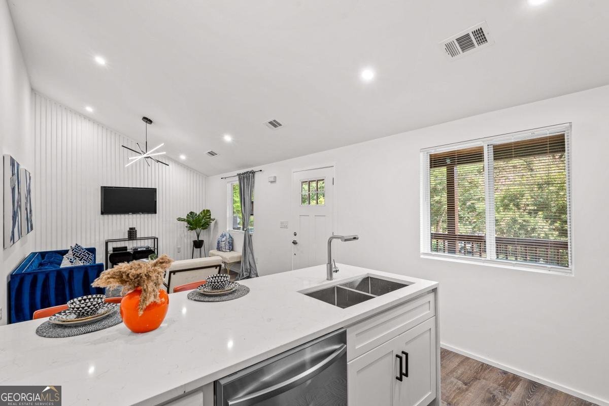 1111 Hillcrest Drive Atlanta - Photo 19