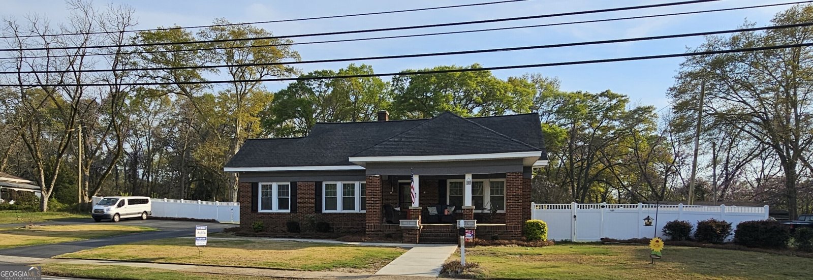 503 Forsyth Street Barnesville - Photo 1