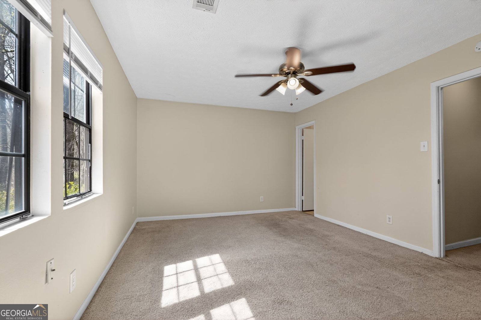 4931 Wolverton Drive Lithonia - Photo 6