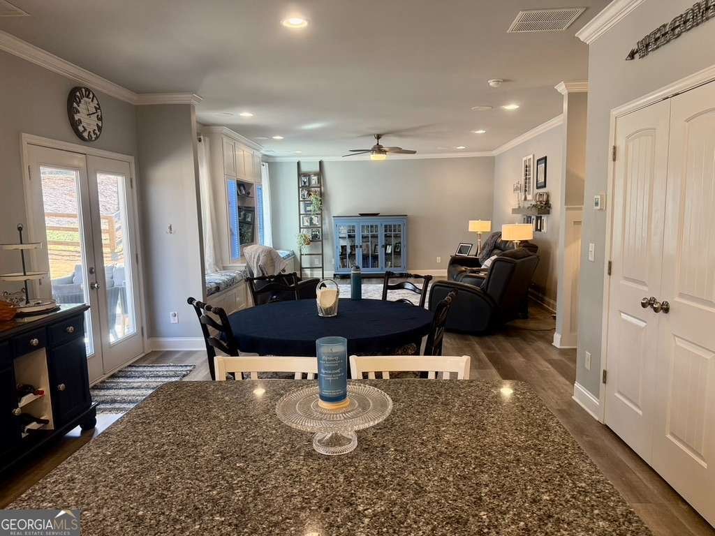 5834 Ridgedale Court Gainesville - Photo 6