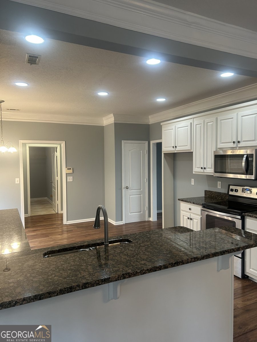 1433 Cotton Trail Conyers - Photo 9