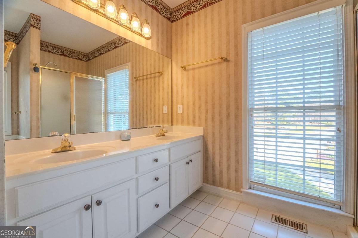 2255 Pinehaven Court Grayson - Photo 10