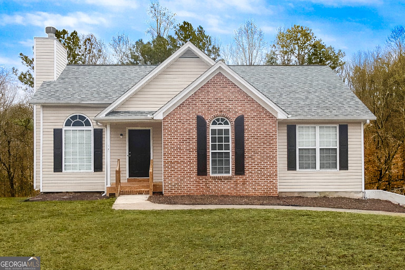 4932 Sunny Ridge Court Flowery Branch - Photo 1