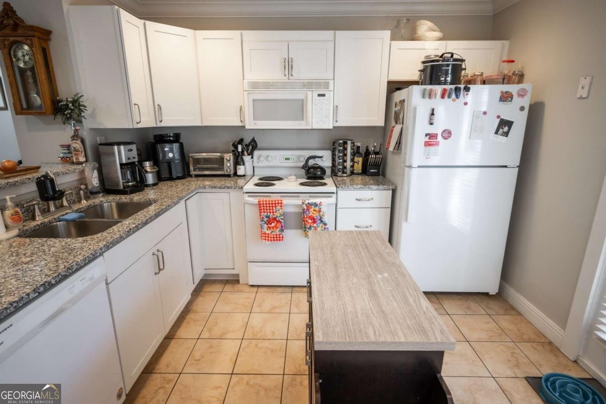 660 Barnett Shoals Road Athens - Photo 6