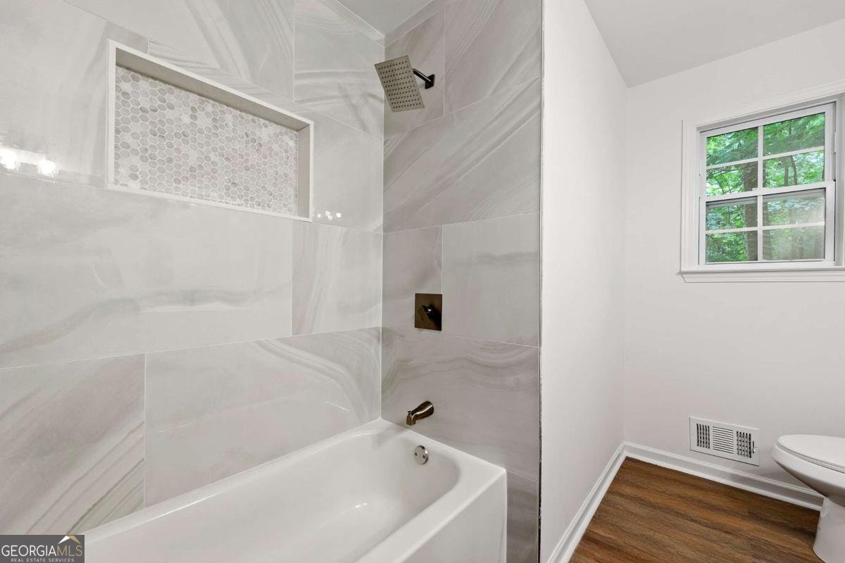 5025 Martins Crossing Road Stone Mountain - Photo 9