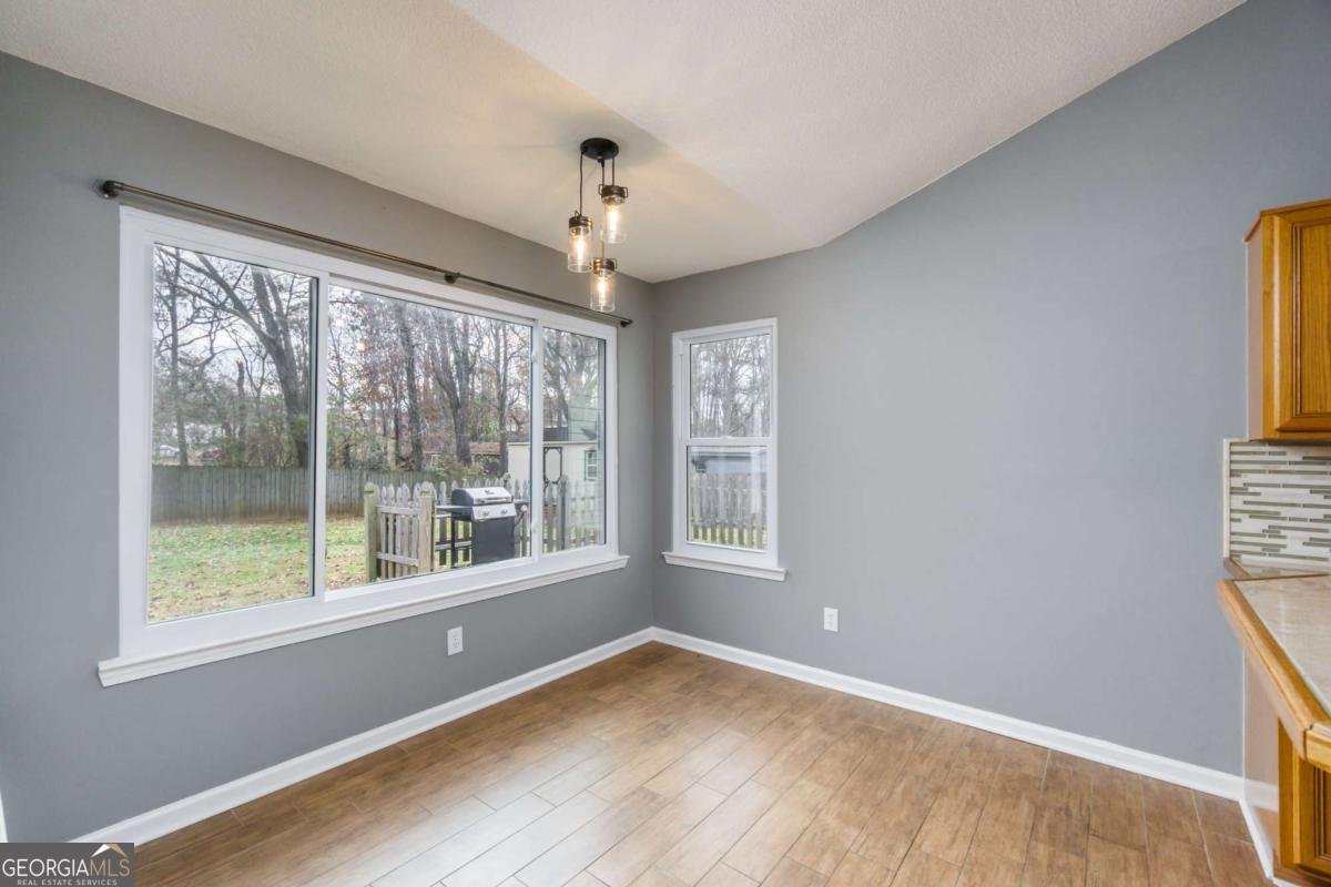 6325 Glen Drive Cumming - Photo 12