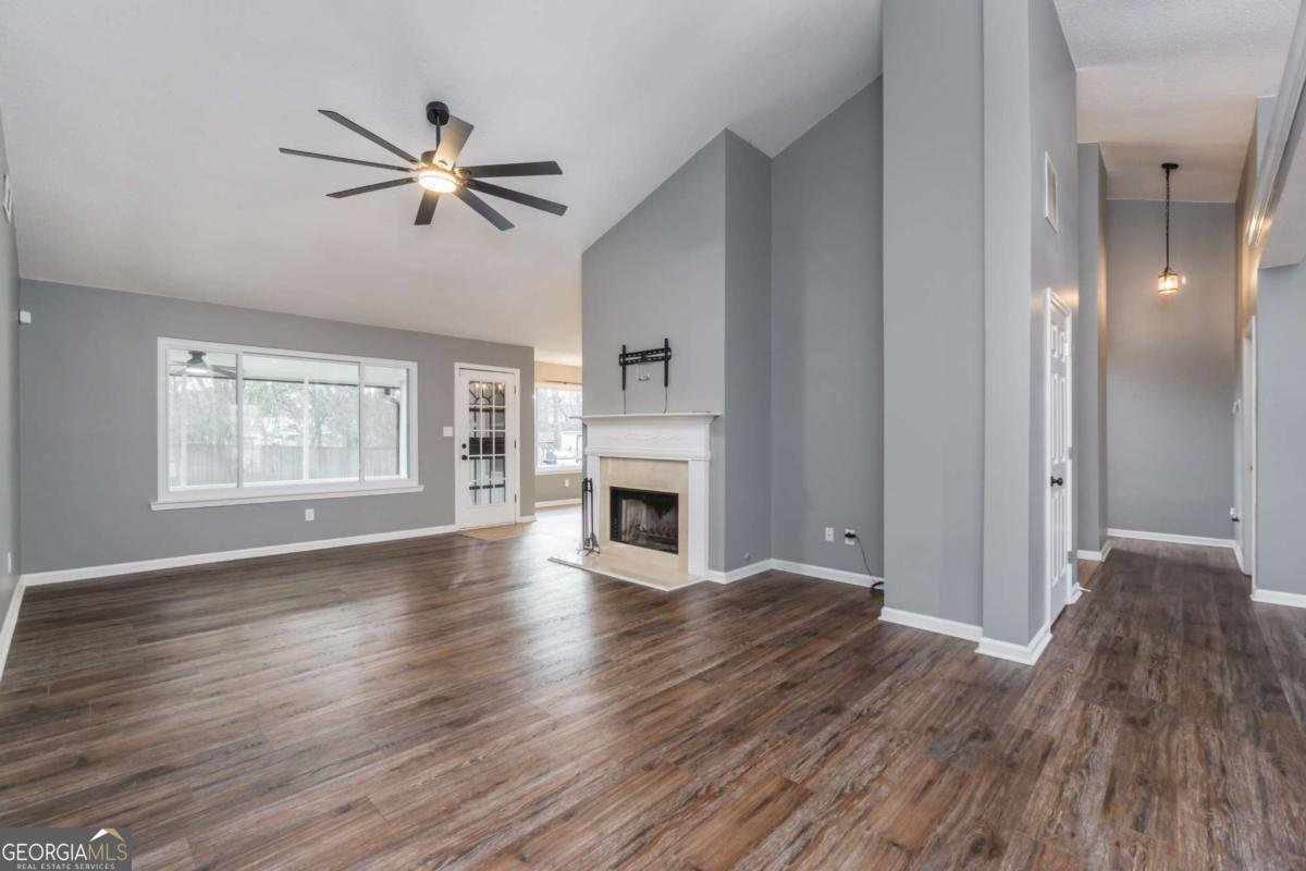 6325 Glen Drive Cumming - Photo 8