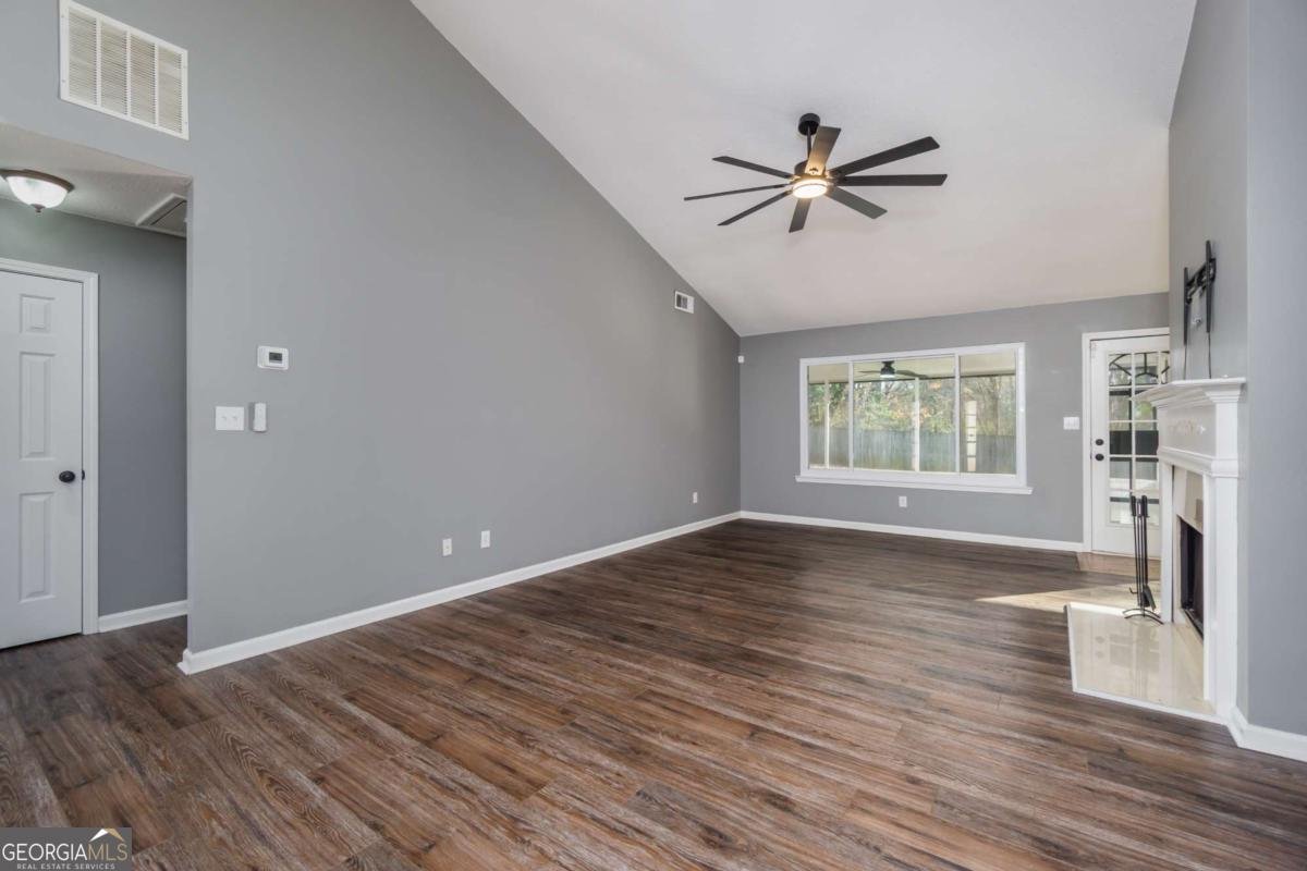 6325 Glen Drive Cumming - Photo 9