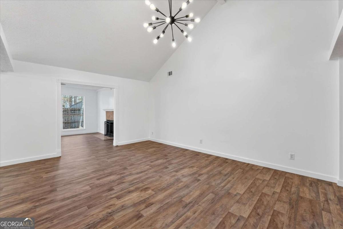 6 English Saddle Court Savannah - Photo 11