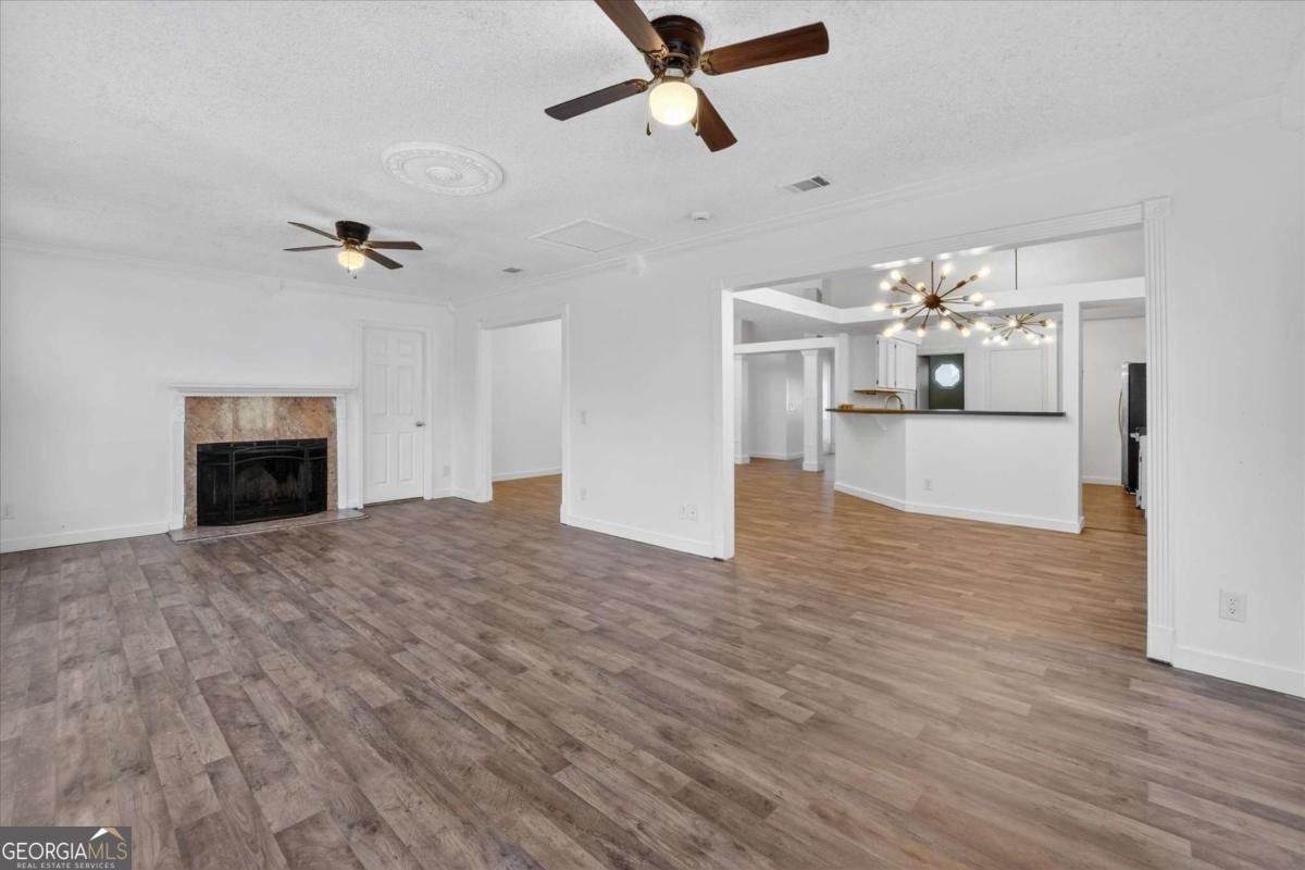 6 English Saddle Court Savannah - Photo 14