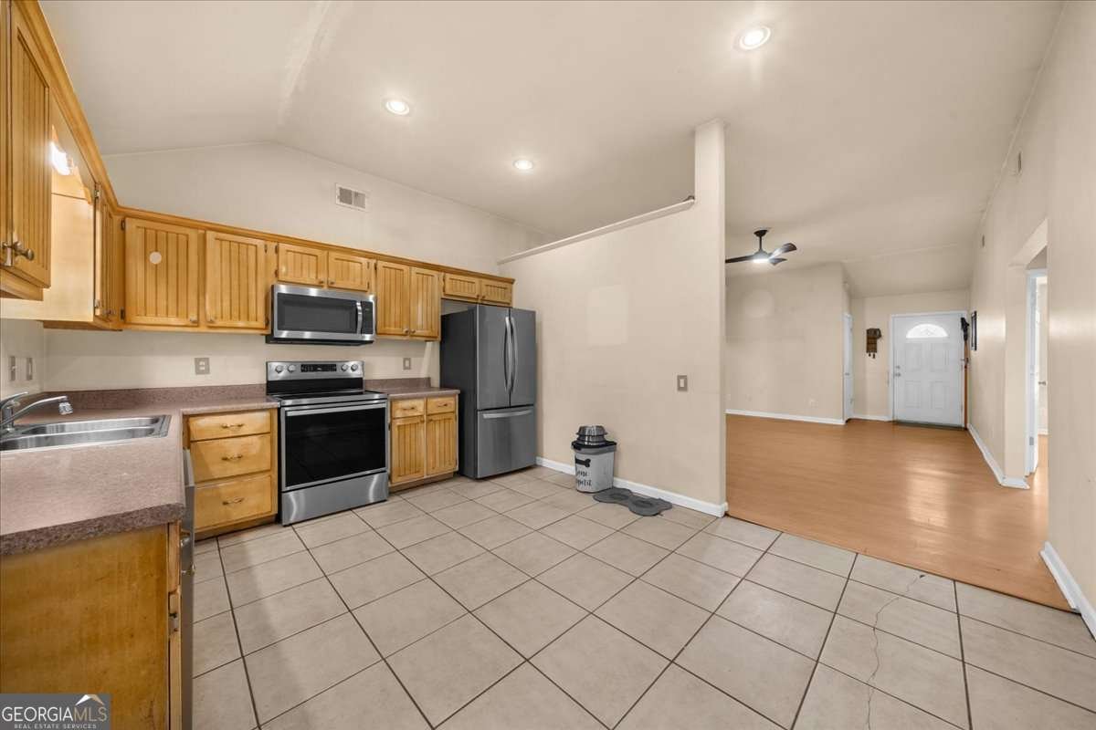 212 Whispering Pine Circle White - Photo 12