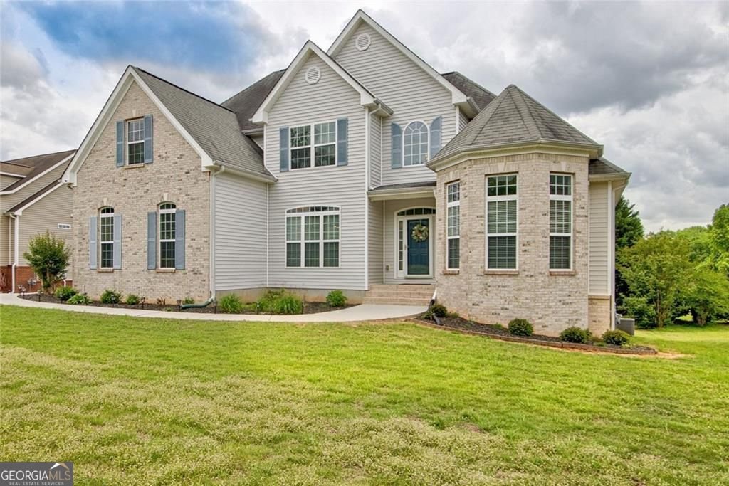 311 Hambrick Park Fayetteville - Photo 1