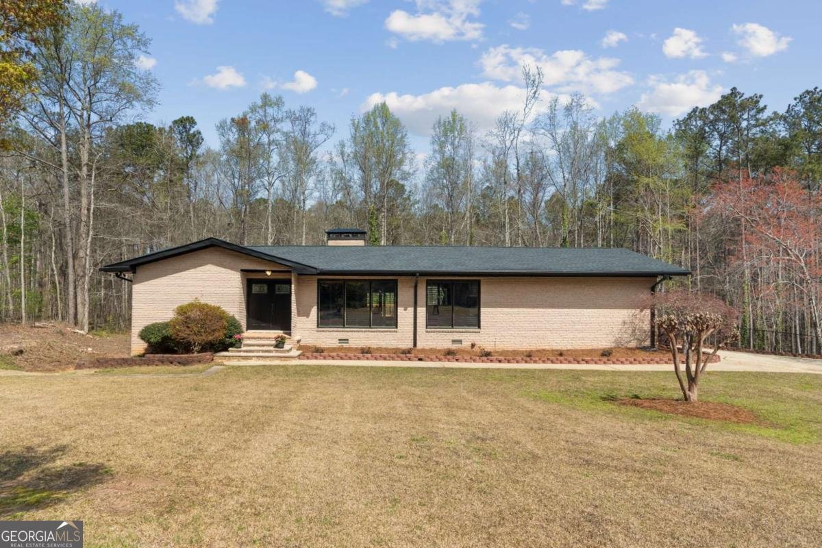 8617 Stone Road Douglasville - Photo 1