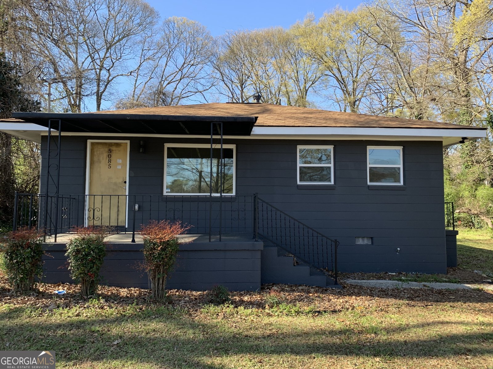 5085 Lake Drive Forest Park - Photo 1