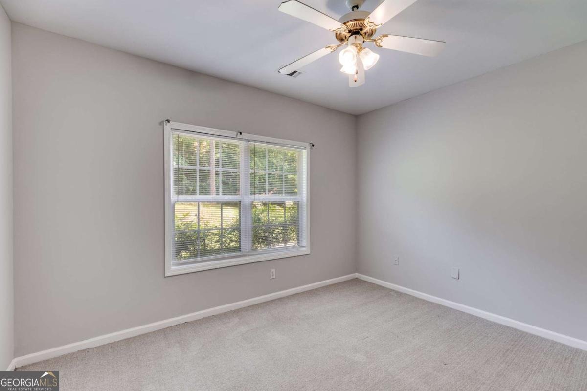 7712 Autry Circle Douglasville - Photo 10