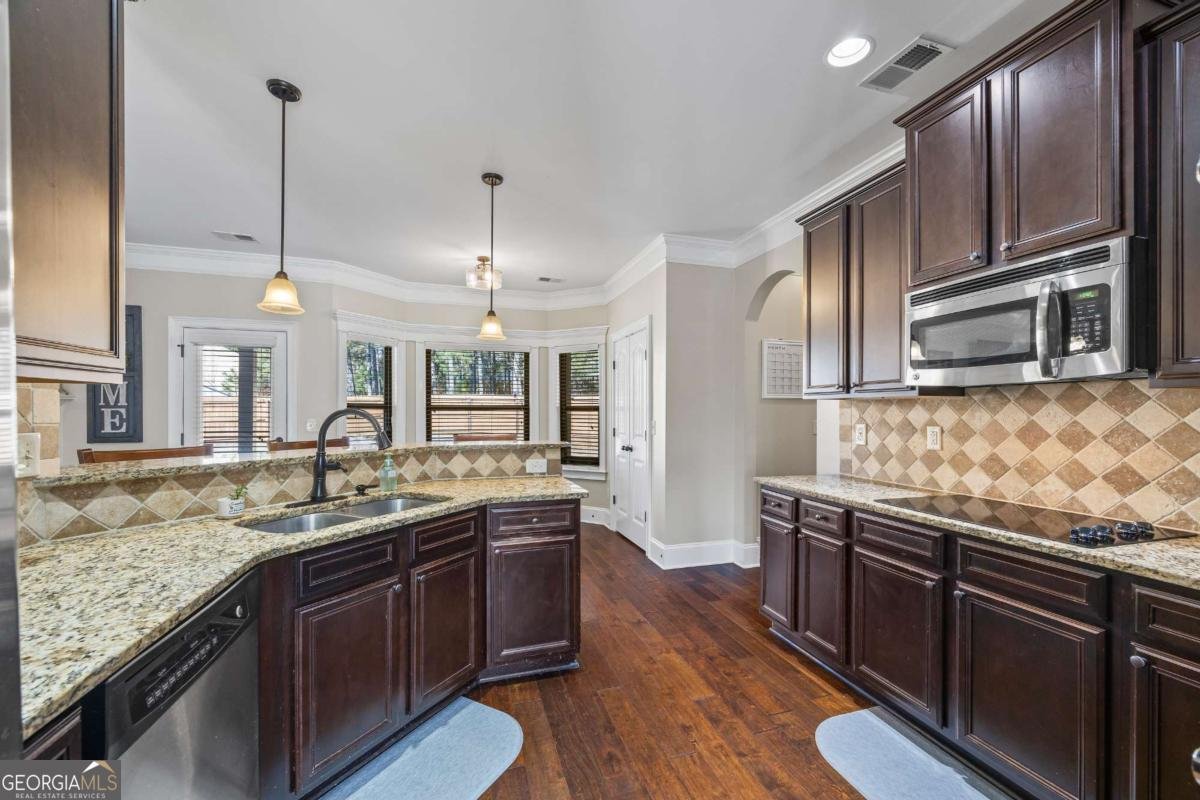 2443 Zablan Avenue Bethlehem - Photo 10