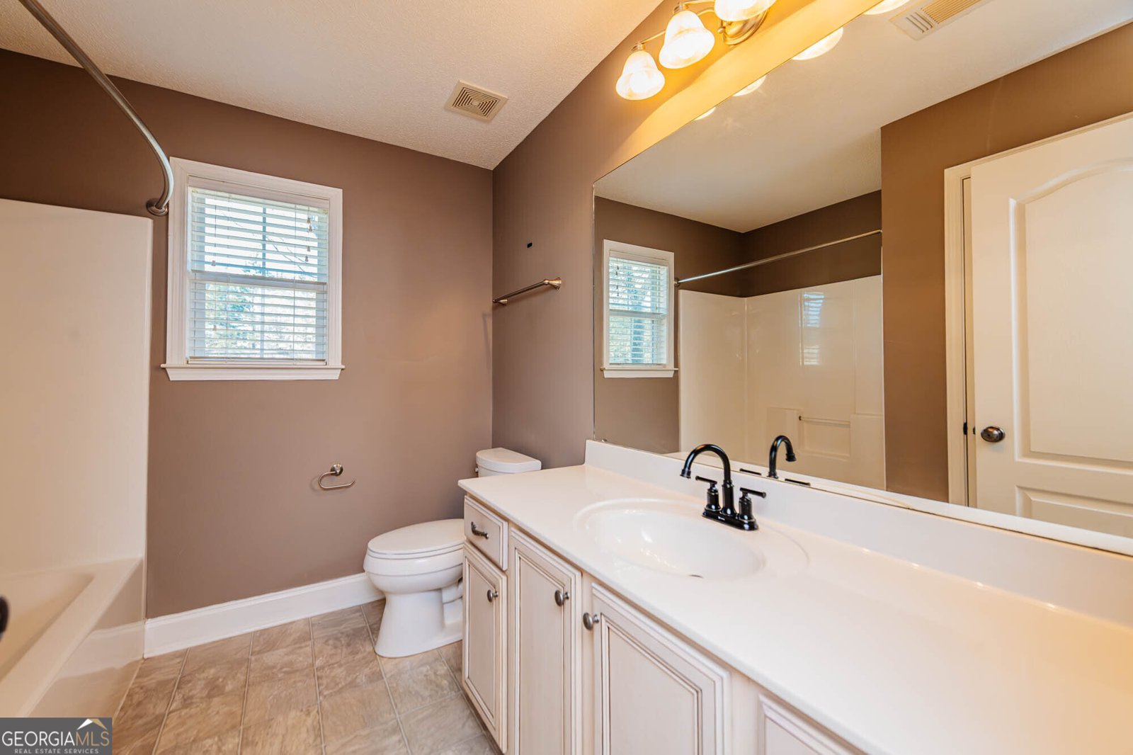 100 Crystal Ridge Circle Byron - Photo 23