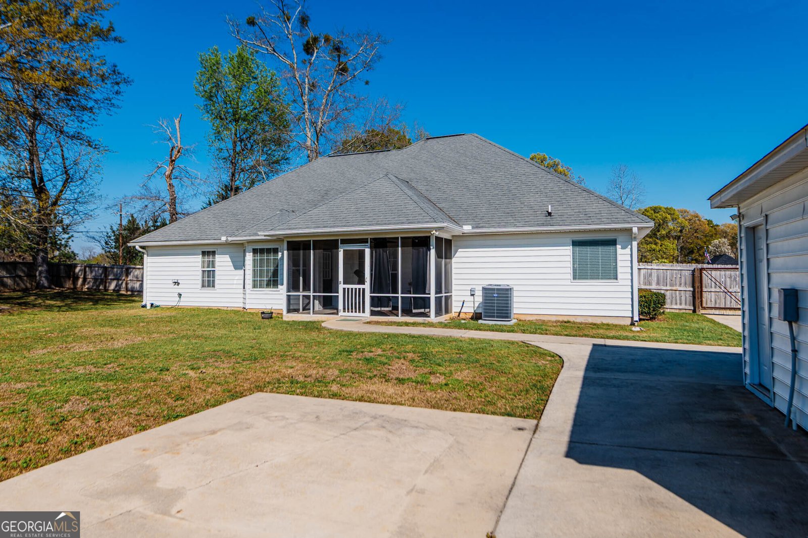 100 Crystal Ridge Circle Byron - Photo 32