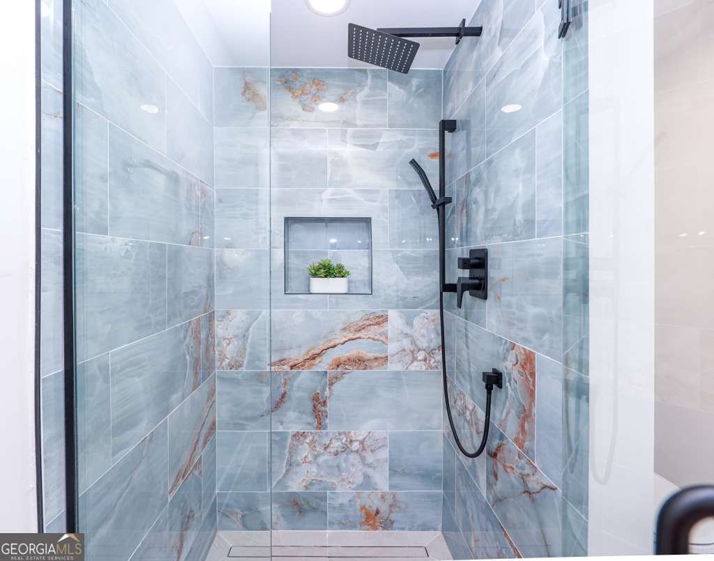 2566 Creekwood Terrace Decatur - Photo 18