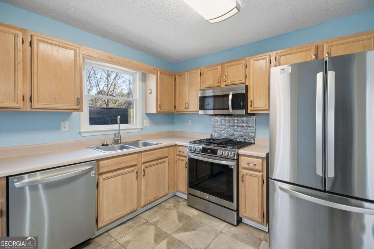 261 Garretts Drive Douglasville - Photo 18