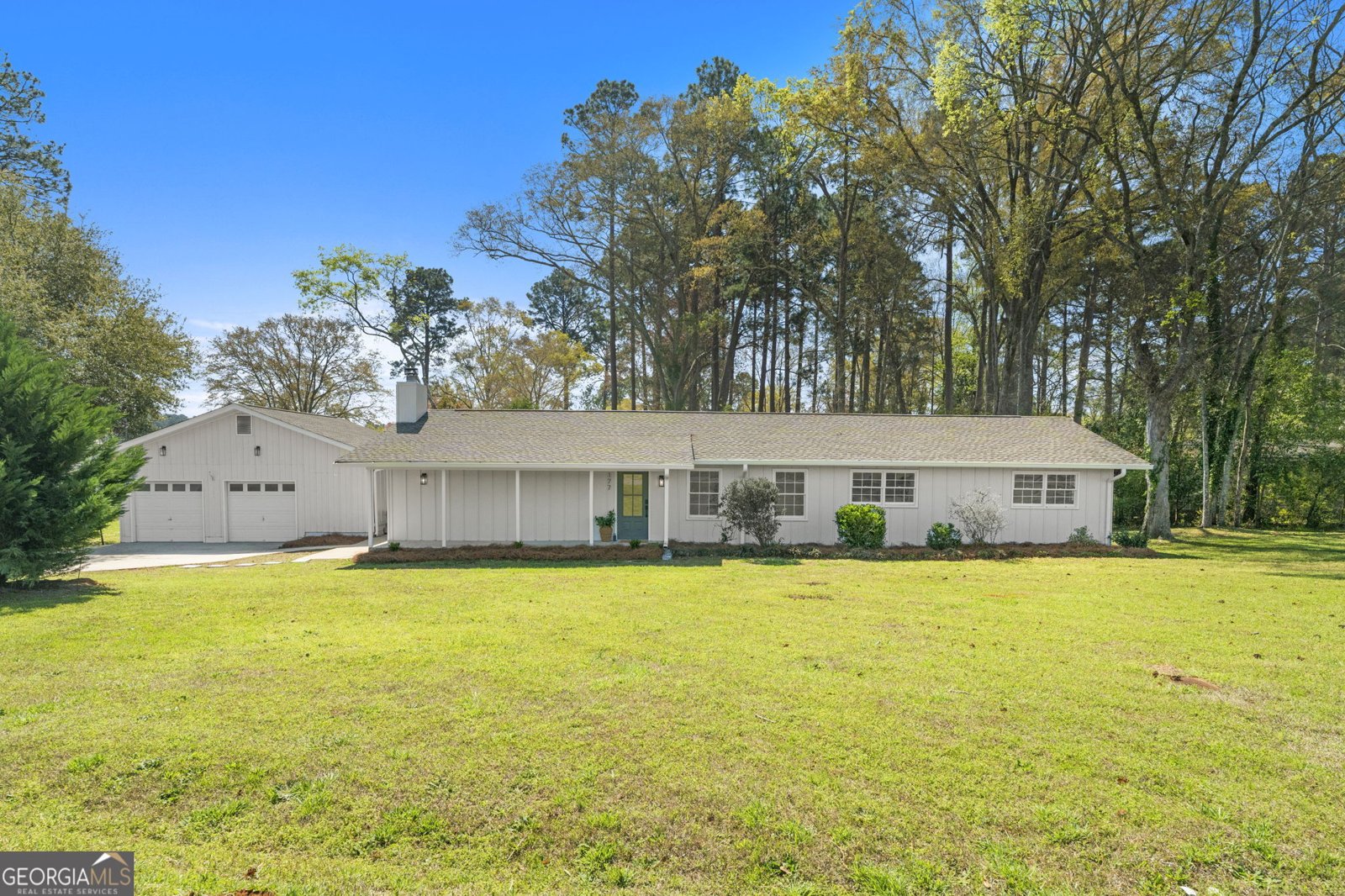 177 Lakeshore Circle Milledgeville - Photo 1