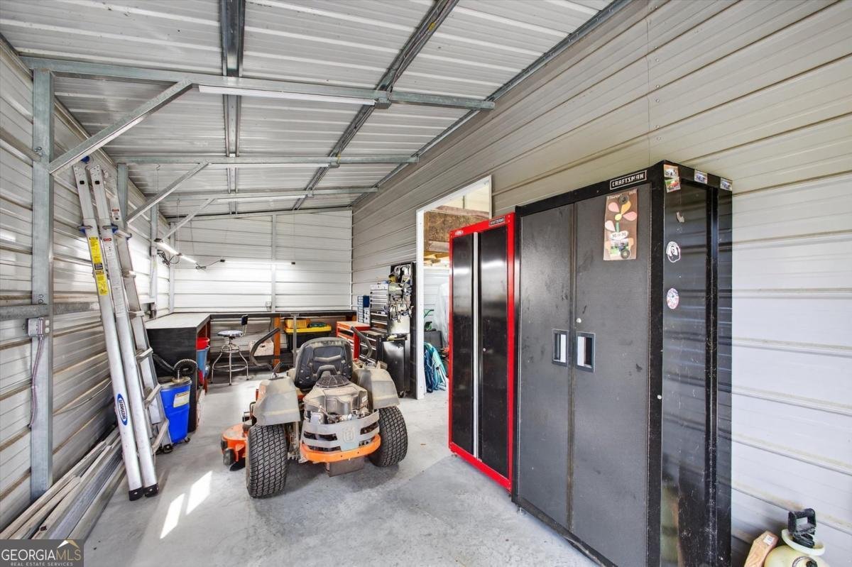 560 Log Landing Road Springfield - Photo 42