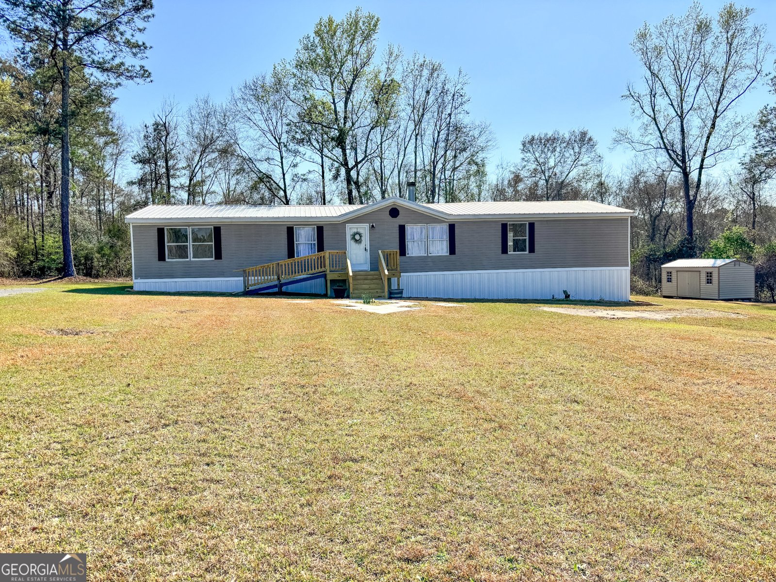 210 Flint River Estates Road Roberta - Photo 1