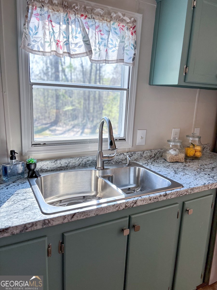 210 Flint River Estates Road Roberta - Photo 13