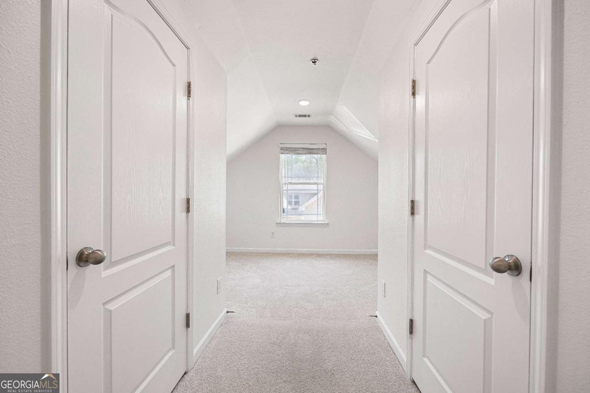 126 Wellbrook Court Conyers - Photo 9