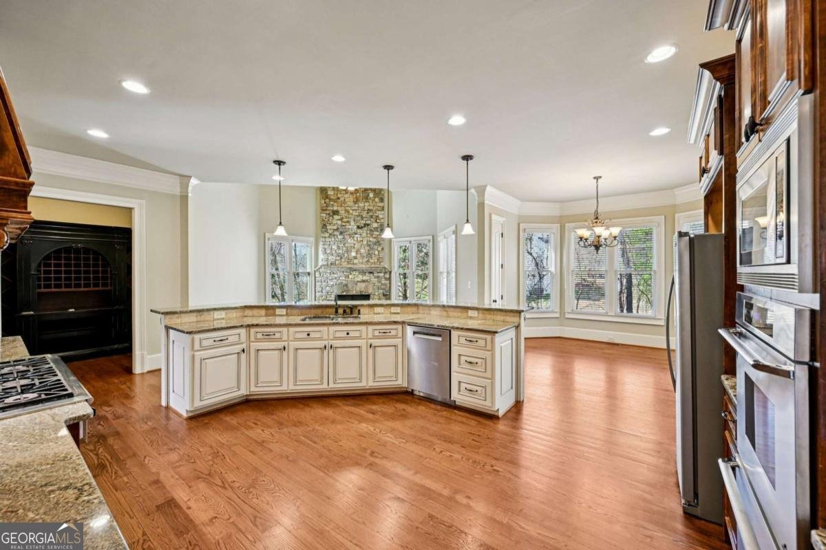 110 Aster Circle Johns Creek - Photo 22