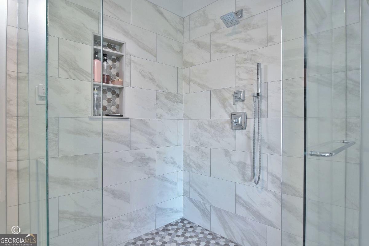 239 Robin Drive Hamilton - Photo 38