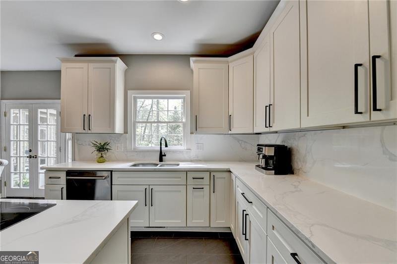 5635 Grove Point Road Johns Creek - Photo 23