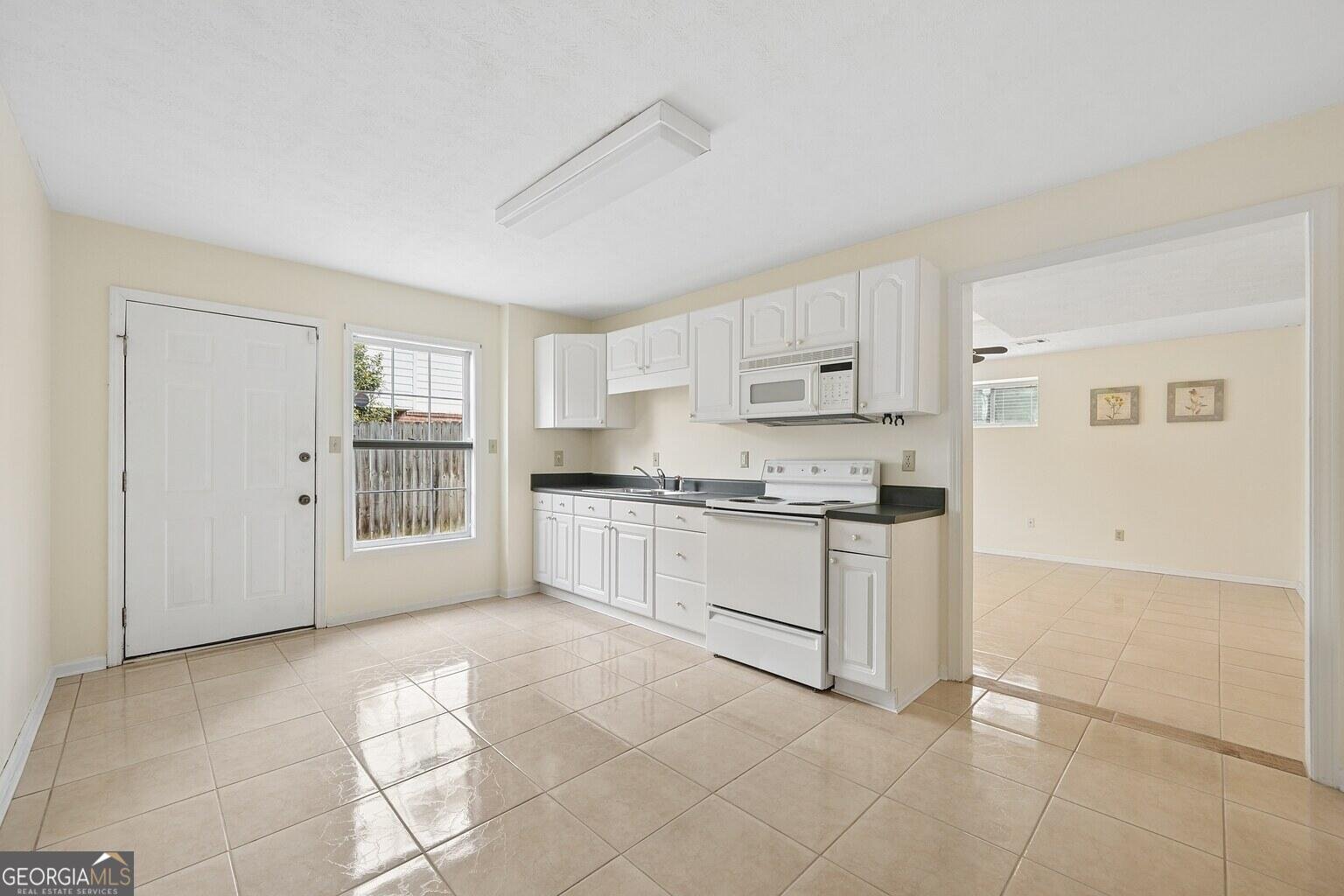 930 Cedar Bluff Trail Lilburn - Photo 30