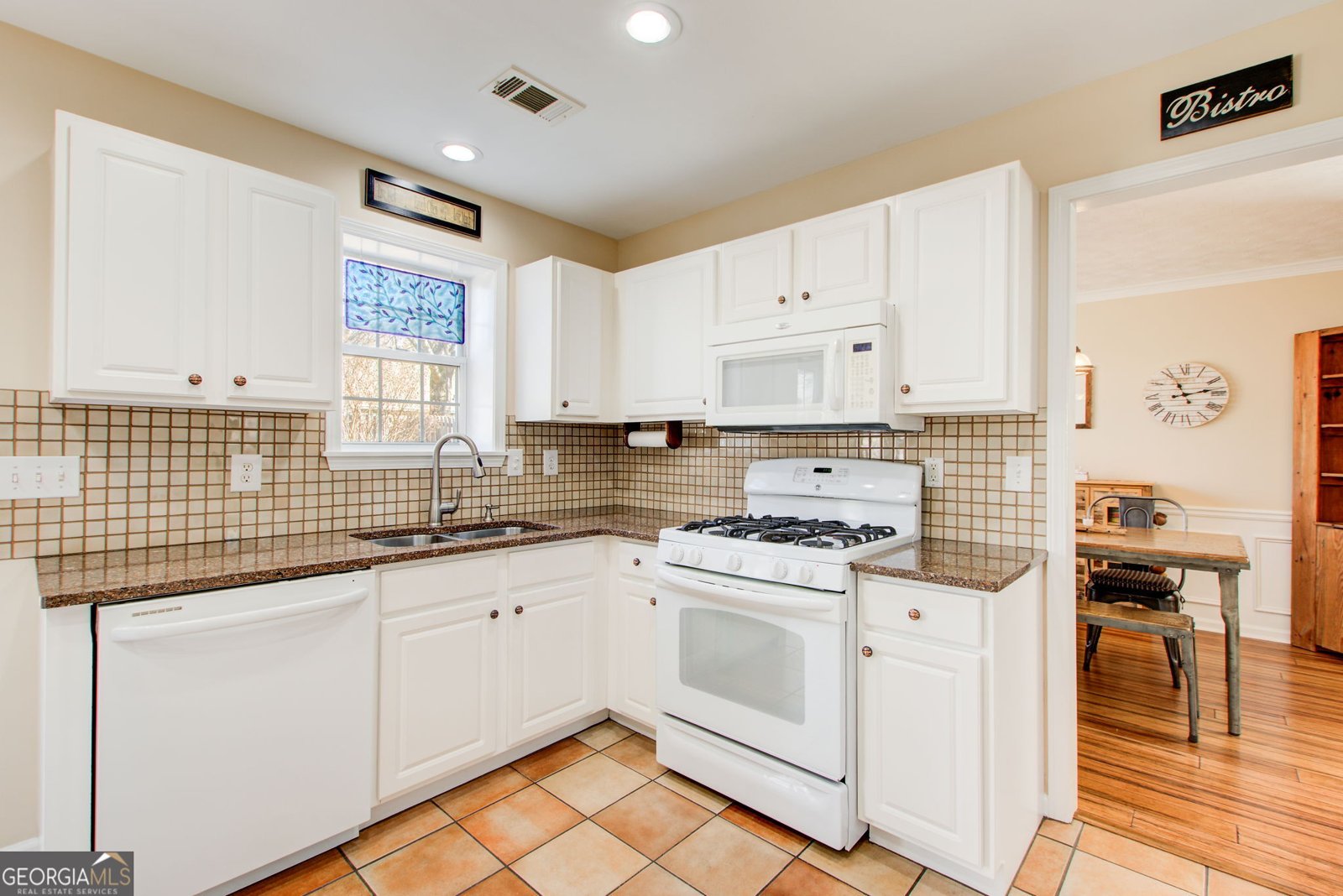 1140 Winthrope Chase Drive Alpharetta - Photo 11