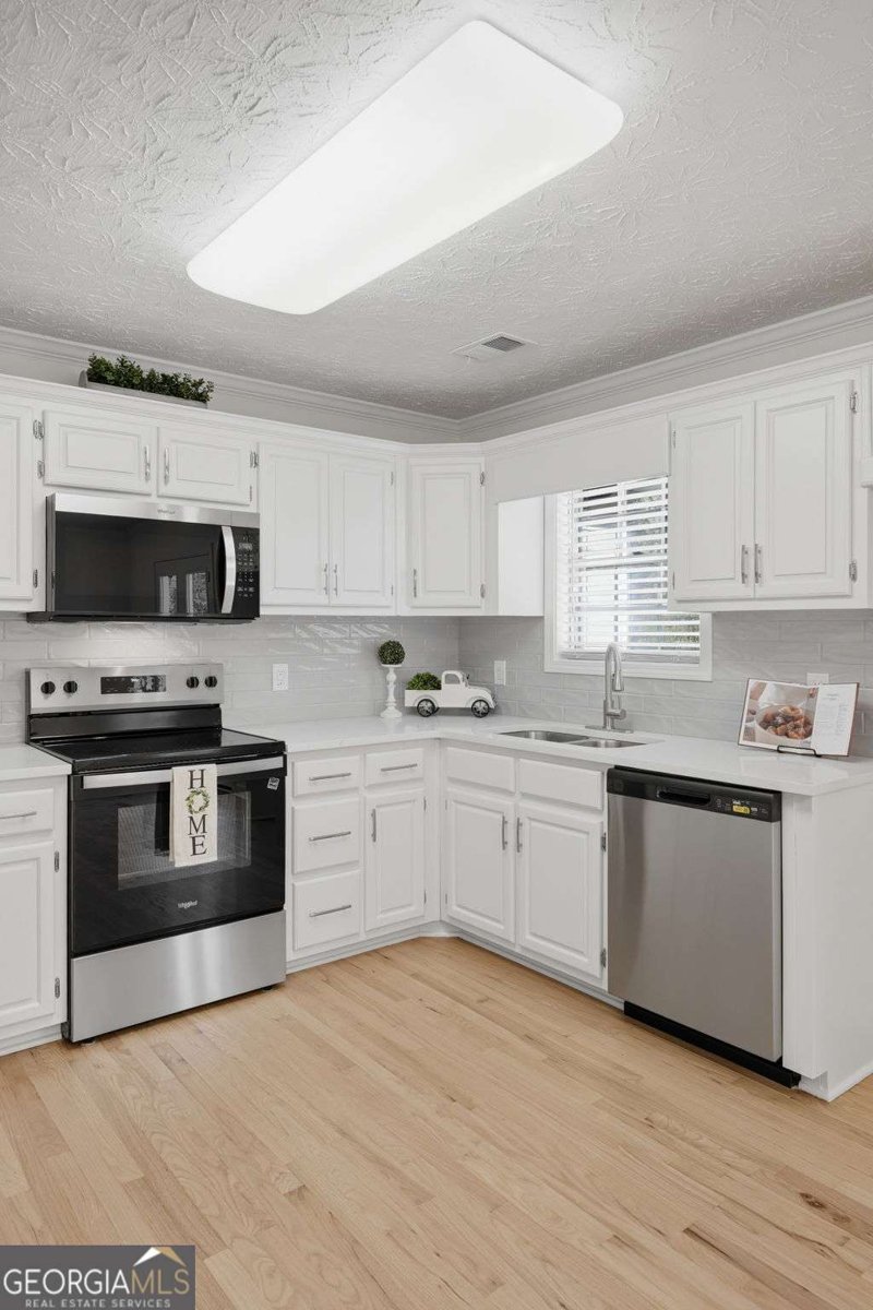 420 Stoneview Drive Hoschton - Photo 17