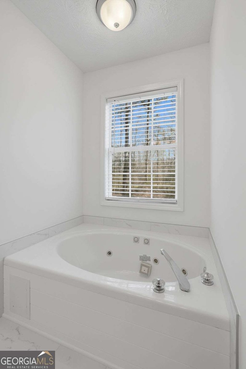 420 Stoneview Drive Hoschton - Photo 31